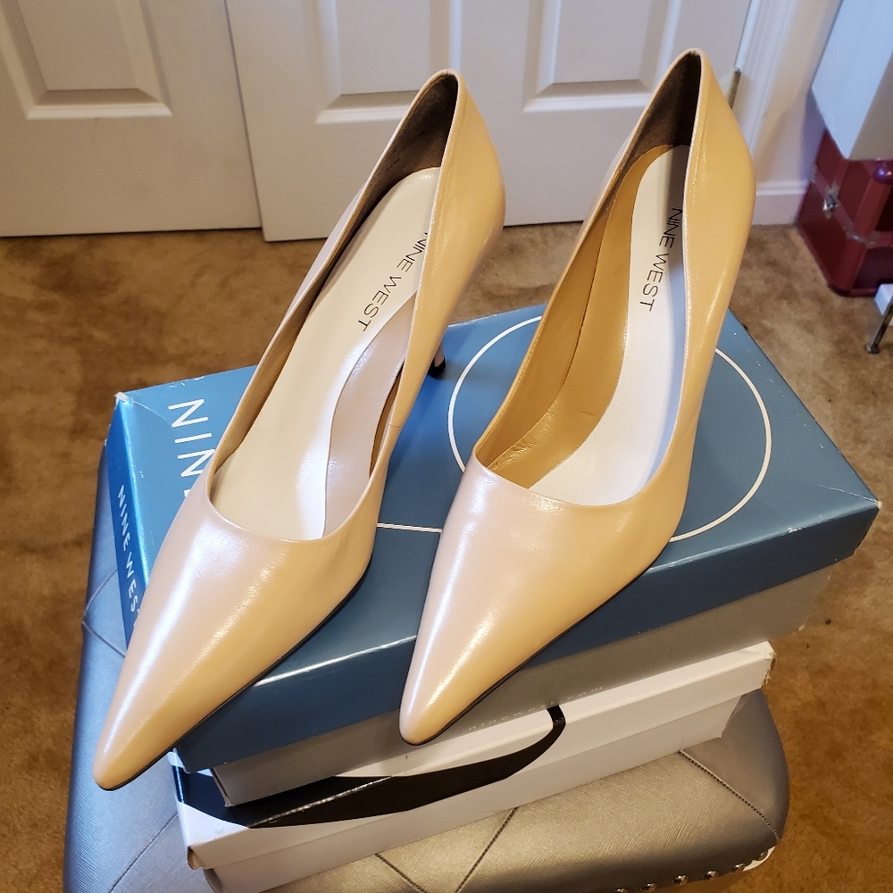 Nine west heelS